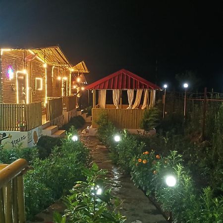 Krishna Kutir, Talla Ramgarh By The Meditating Society Bagian luar foto